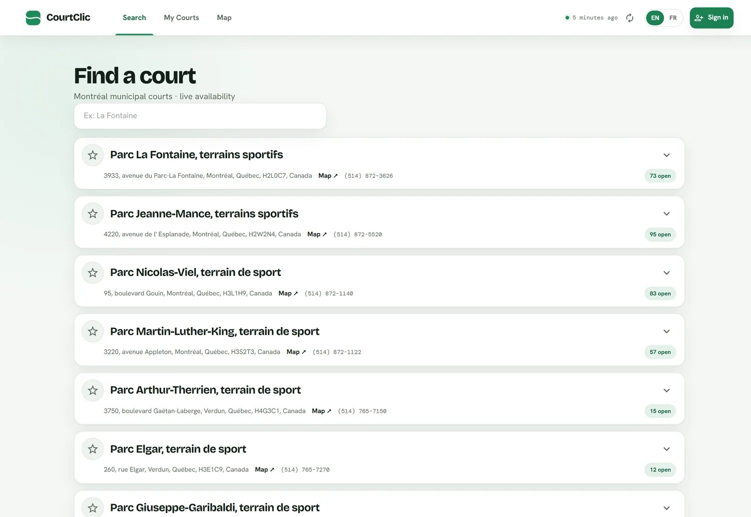 The CourtClic search screen: the list of supported parks, each with its address, phone number and count of open slots.